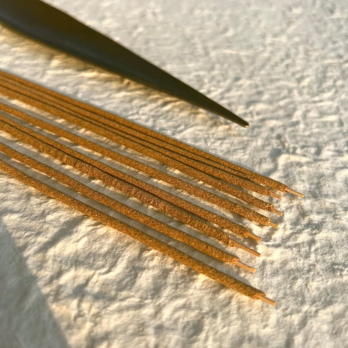 Hand-rolled incense